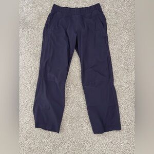 Lululemon Splash Pants with Cozy Second Layer Inside - Navy -Size 8
